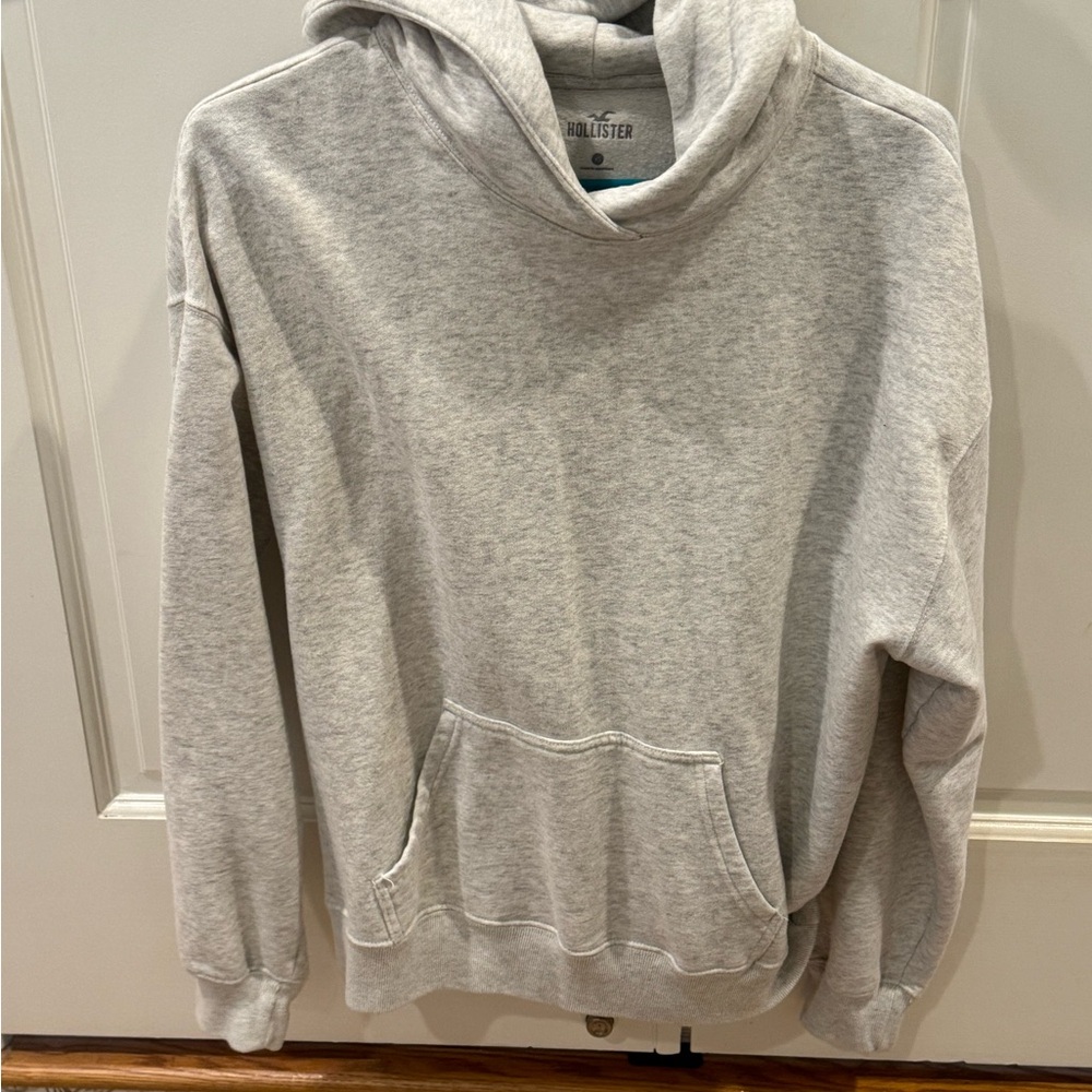 GENTLY used Hollister oversized Light Gray Hoodie size XS so soft! Love💗
